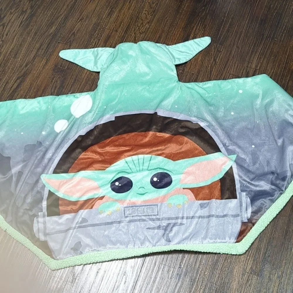 STAR WARS MANDALORIAN CHILD BABY YODA HOODED SNUGGLE WRAP BLANKET HOODIE